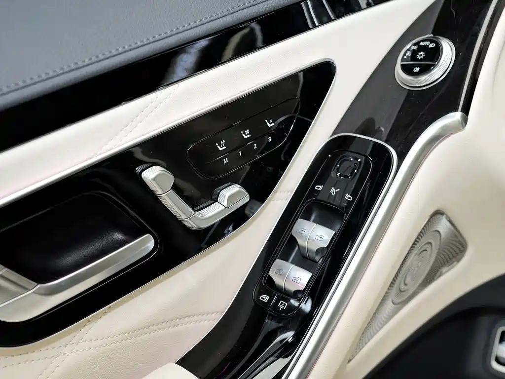 Mercedes-Benz Maybach S-Class 2025 — фото 19