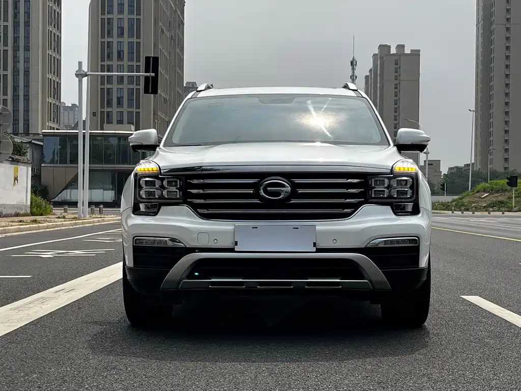 GAC Motor Trumpchi GS8 2018 — фото 2