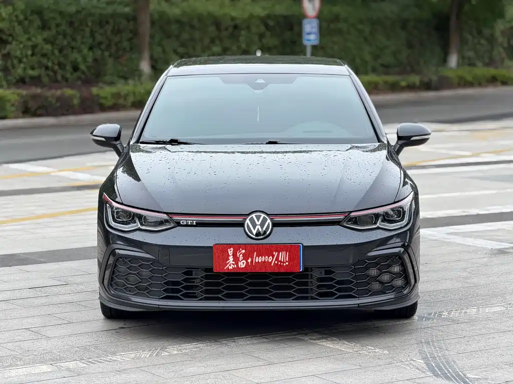 Volkswagen Golf GTI 2022 — фото 2