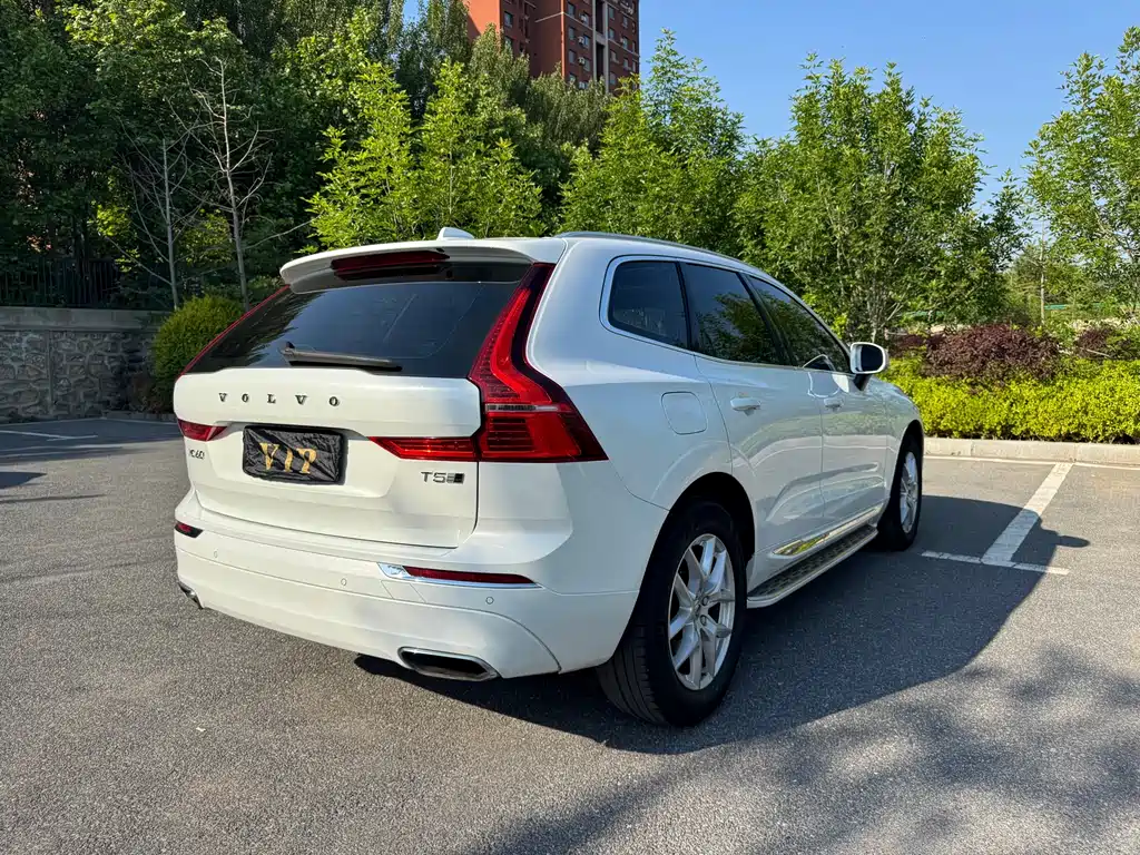 Volvo XC60 2020 — фото 19