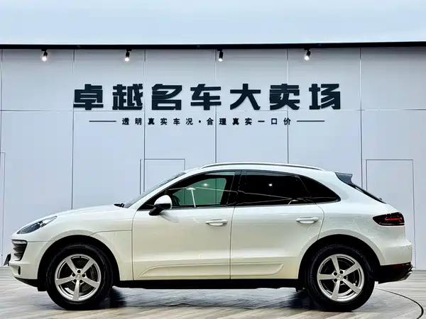 Porsche Macan 2014
