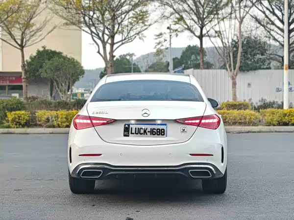 Mercedes-Benz C-Class 2021