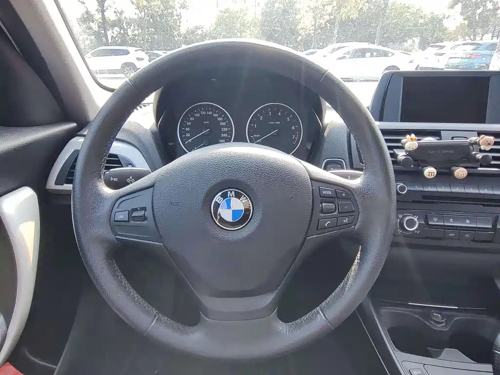 BMW 1 Series 2014 — фото 15