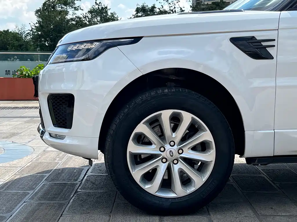 Land Rover Range Rover Sport 2018 — фото 26