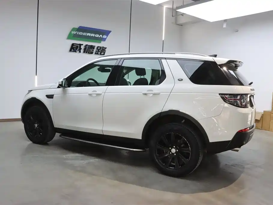 Land Rover Discovery Sport 2019 — фото 7