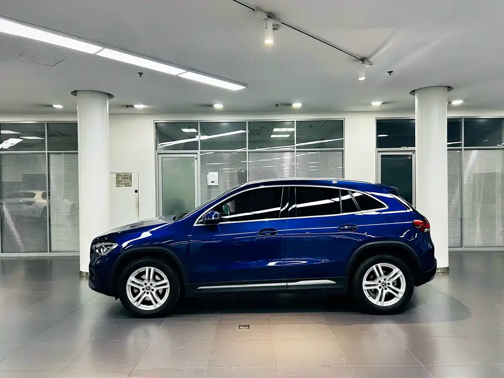 Mercedes-Benz GLA 2024 — фото 7