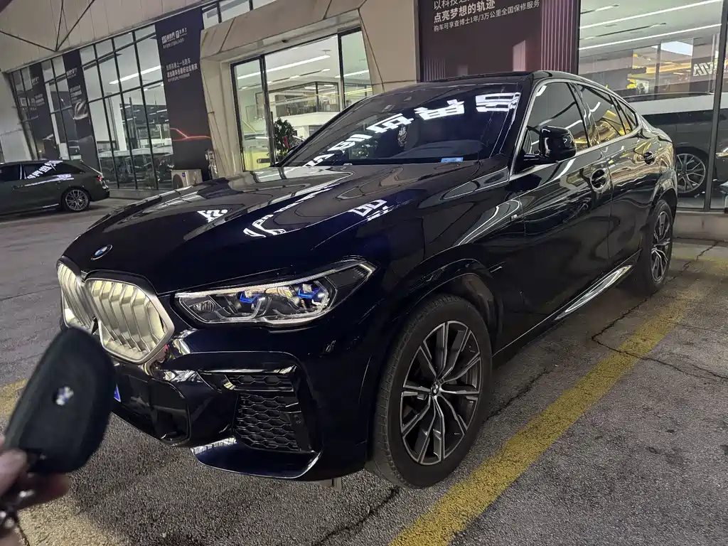 BMW X6 2023 — фото 1