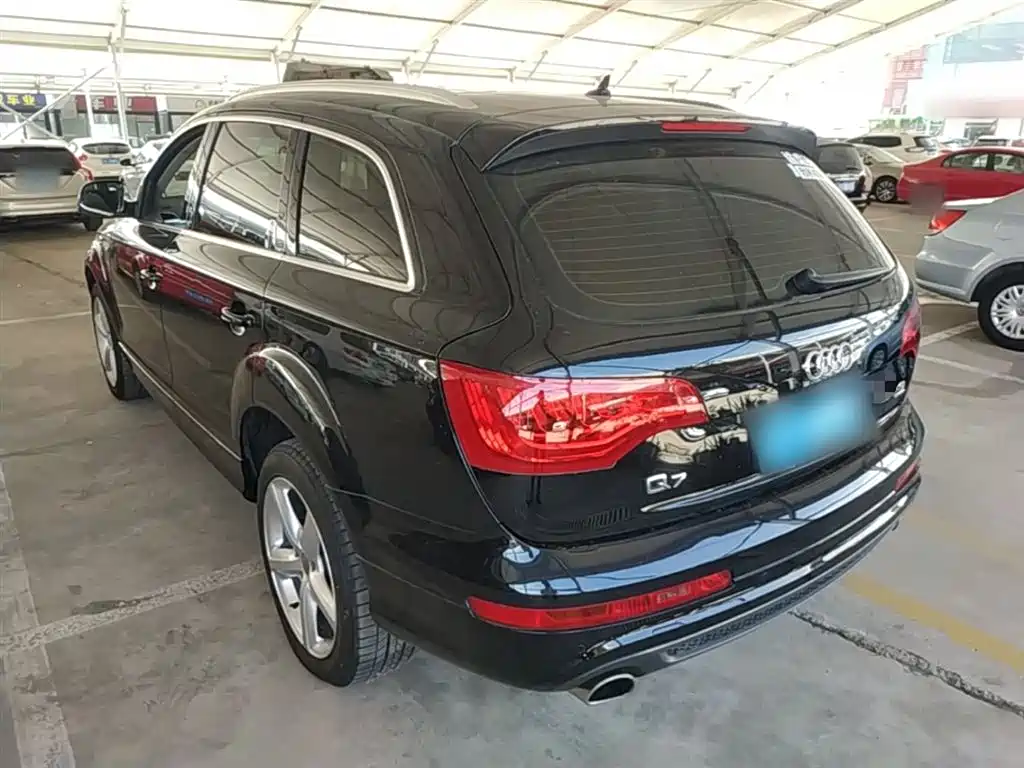 Audi Q7 2015 — фото 5