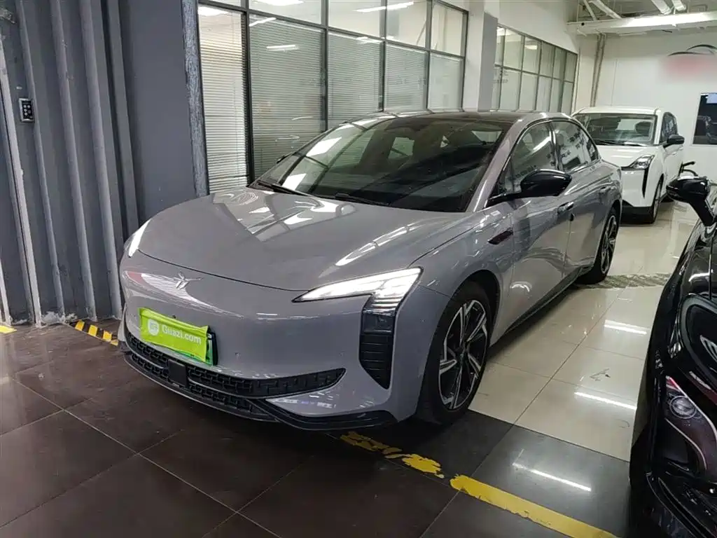 Hongqi EH7 2024