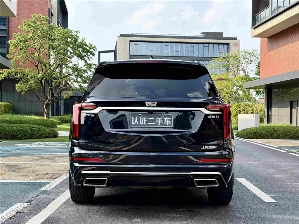 Cadillac XT6 2020 — фото 8