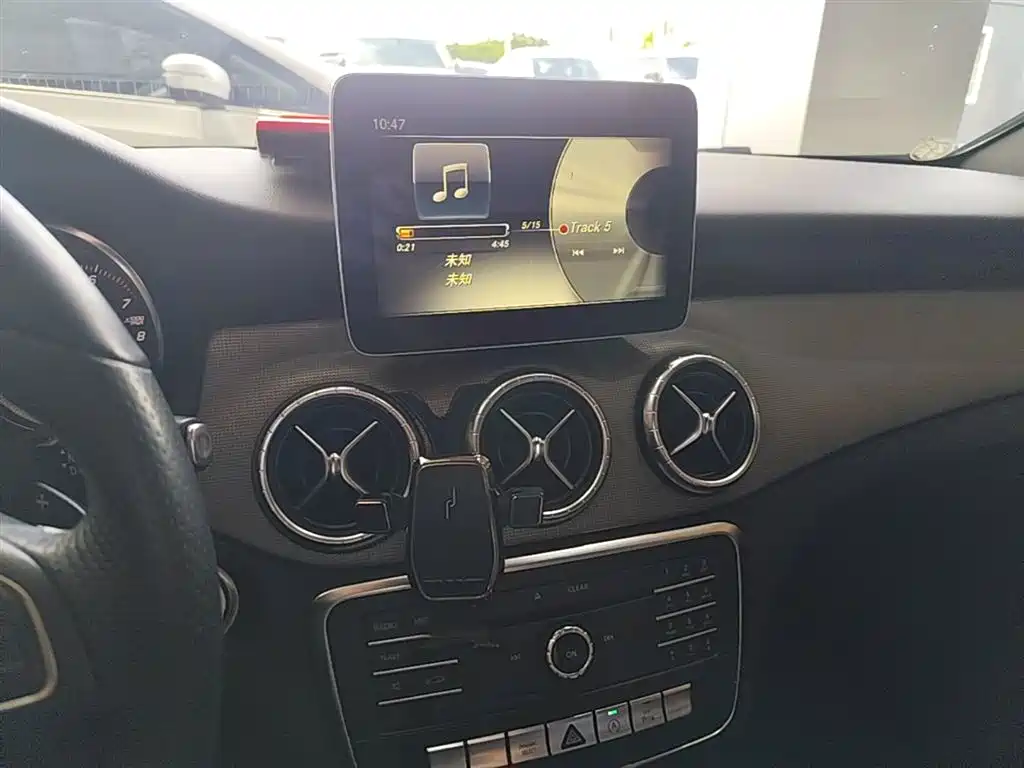 Mercedes-Benz CLA 2017 — фото 13