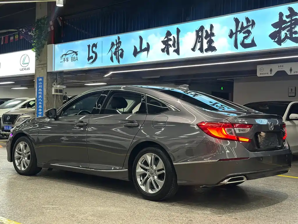 Honda Accord 2020 — фото 6