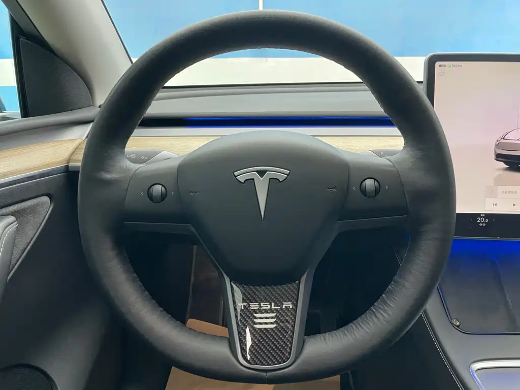 Tesla Model Y 2022 — фото 19