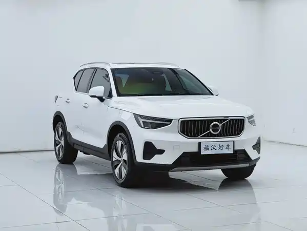 Volvo XC40 2023