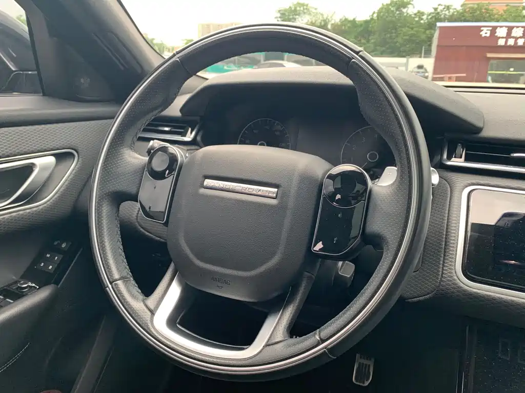 Land Rover Range Rover Velar 2020 — фото 11