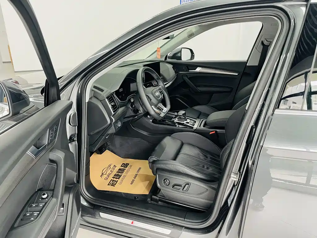 Audi Q5L 2021 — фото 4