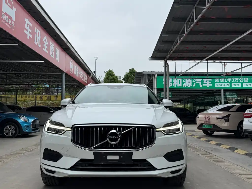 Volvo XC60 2019 — фото 2