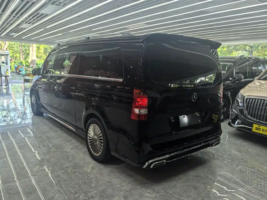 Mercedes-Benz Vito 2023 — фото 5