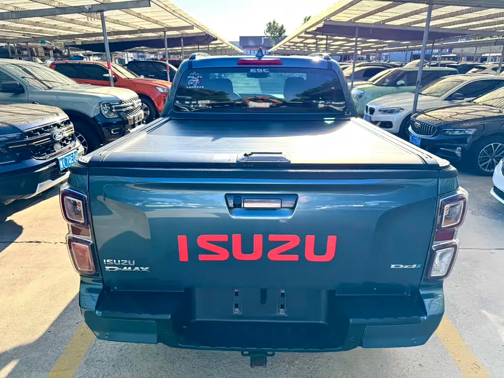 Isuzu D-MAX 2024 — фото 7