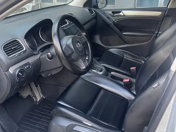 Volkswagen Golf 2010