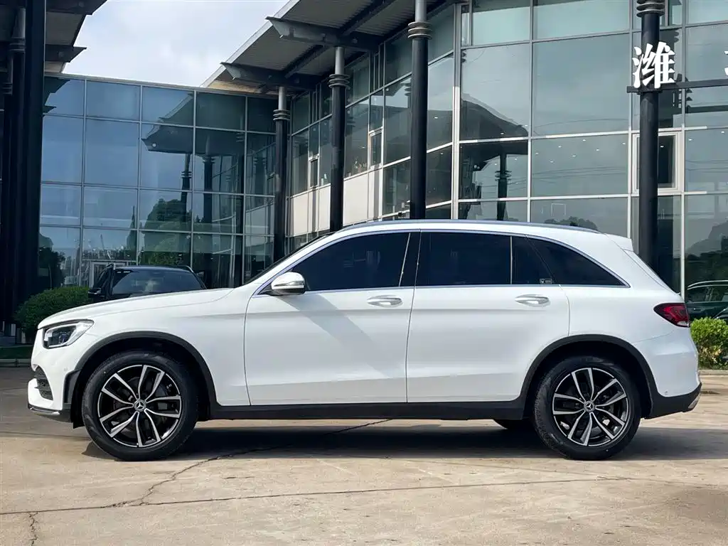 Mercedes-Benz GLC 2022 — фото 3