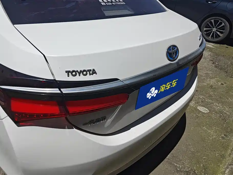 Toyota Corolla 2018 — фото 4