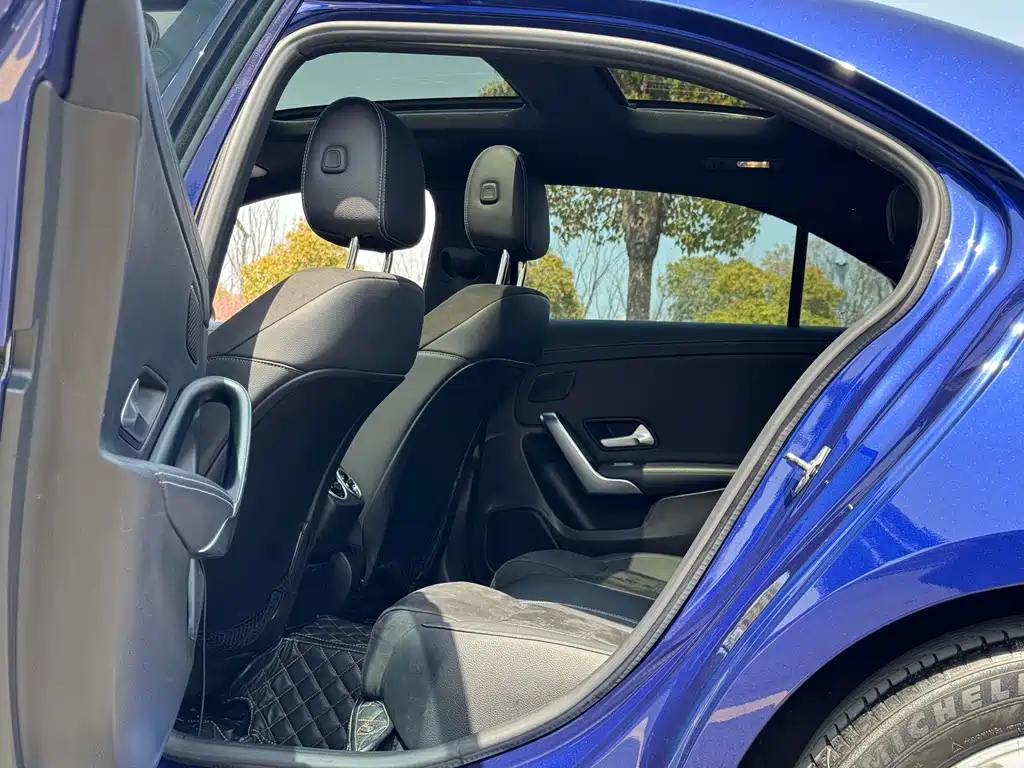 Mercedes-Benz A-Class 2020 — фото 8
