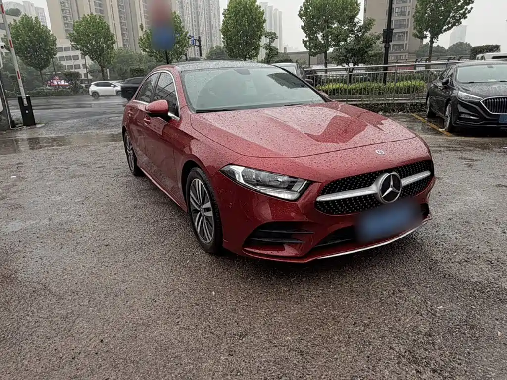 Mercedes-Benz A-Class 2019 — фото 10