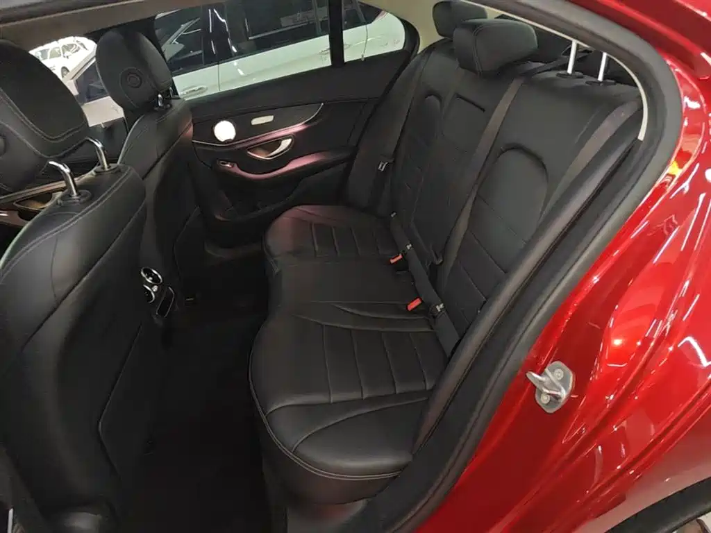 Mercedes-Benz C-Class 2019 — фото 17