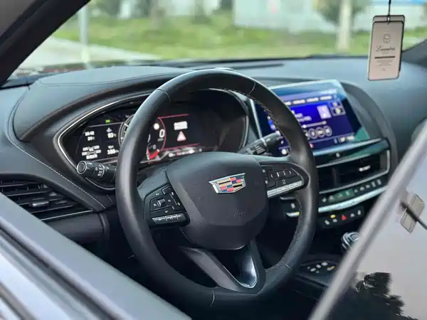Cadillac CT5 2022