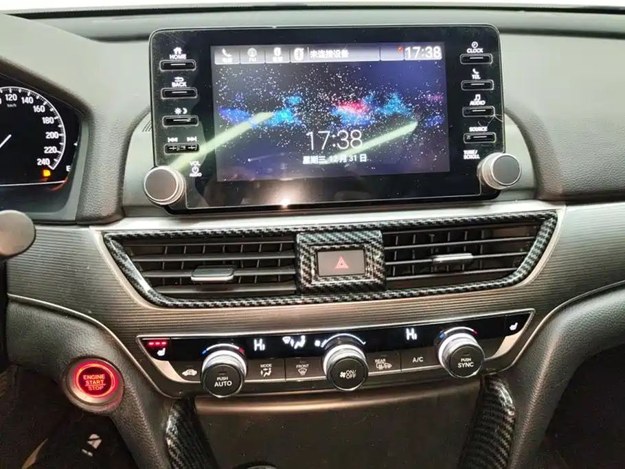 Honda Accord 2019 — фото 13