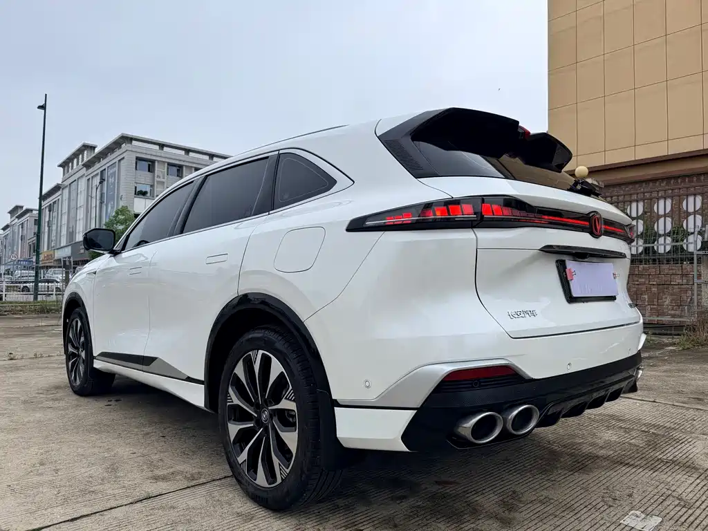 Changan CS75 PLUS 2025 — фото 8