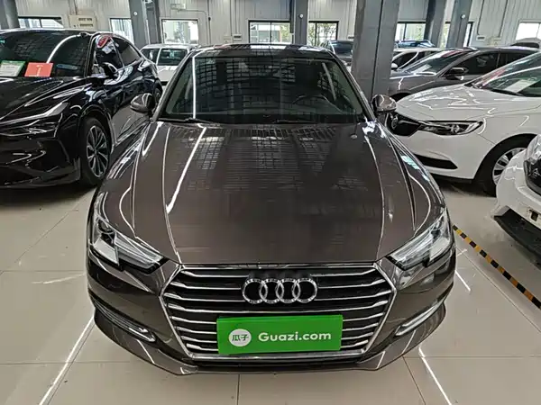 Audi A4L 2017