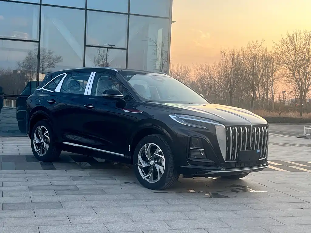 Hongqi HS3 PHEV — фото 3