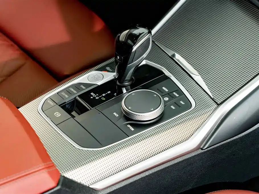 BMW 3 Series 2022 — фото 18