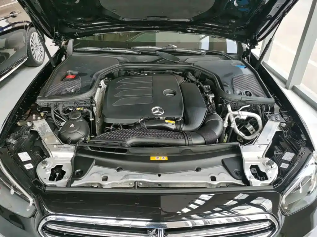 Mercedes-Benz E-Class 2023 — фото 20