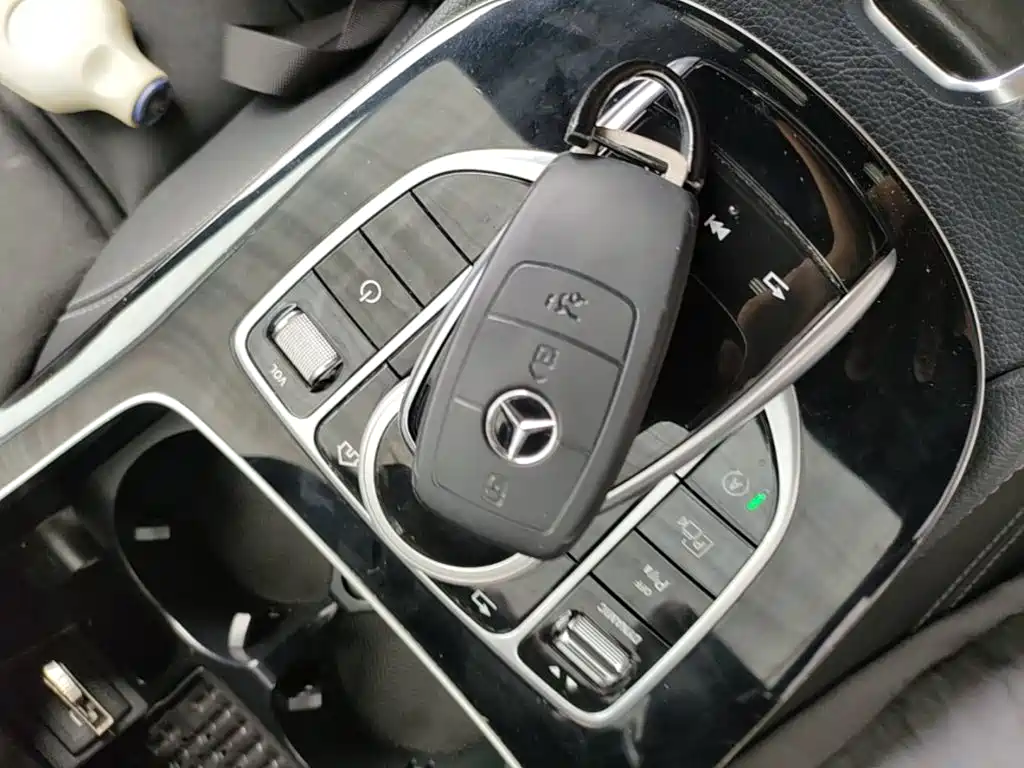 Mercedes-Benz E-Class 2017 — фото 9