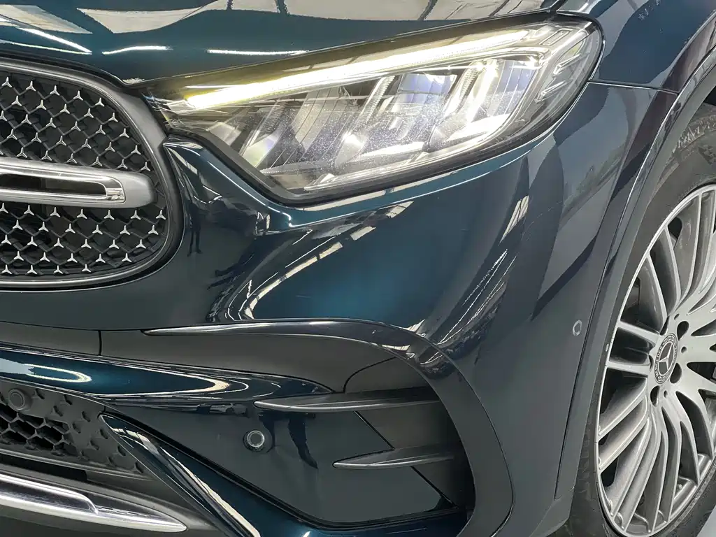 Mercedes-Benz GLC 2024