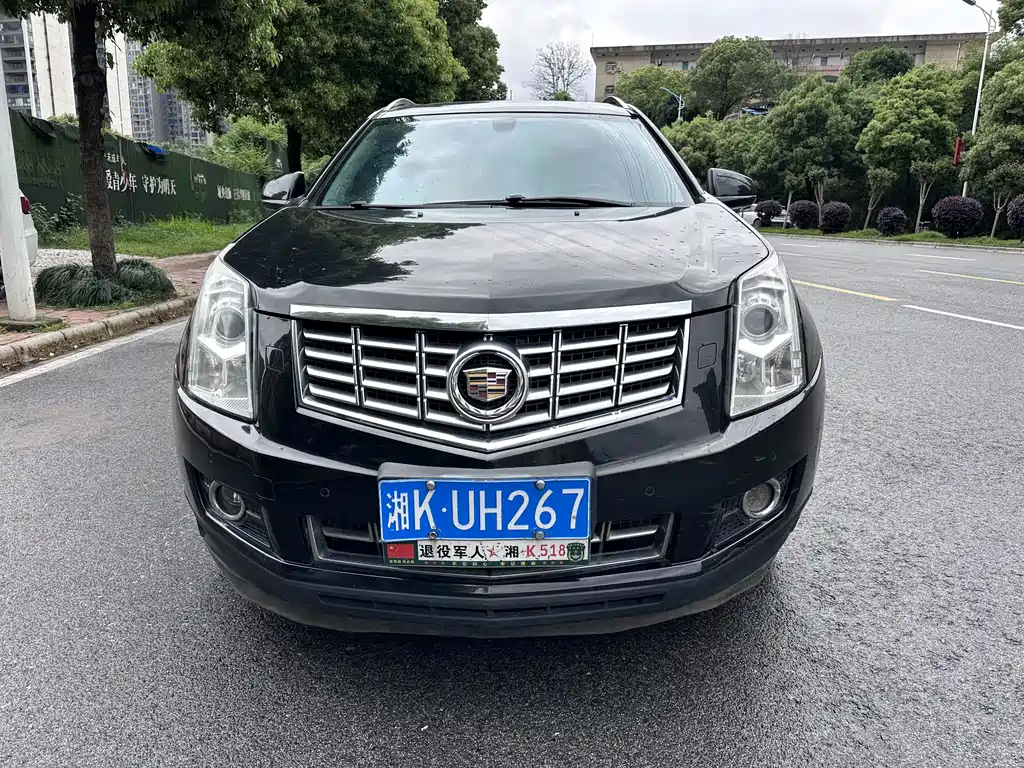 Cadillac SRX 2013 — фото 2