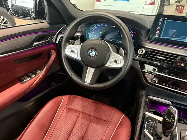 BMW 5 Series 2023