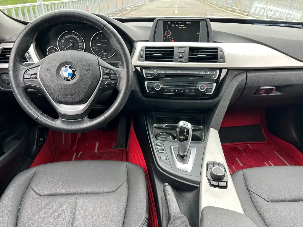 BMW 3 Series GT 2017 — фото 8