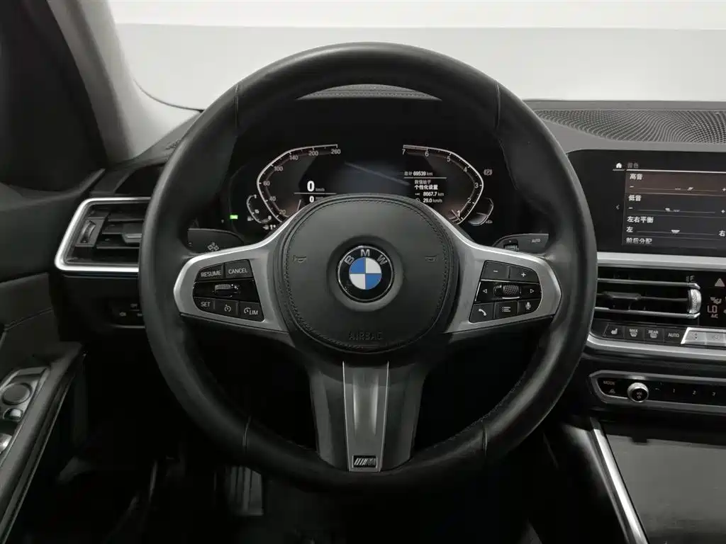 BMW 3 Series 2021 — фото 11