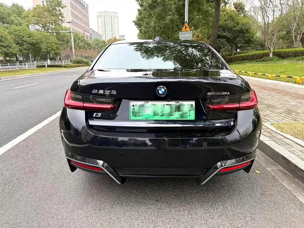 BMW i3 2023 — фото 4