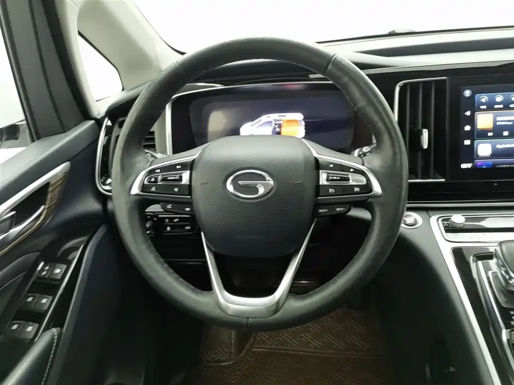 GAC Motor Trumpchi M8 2022 — фото 11