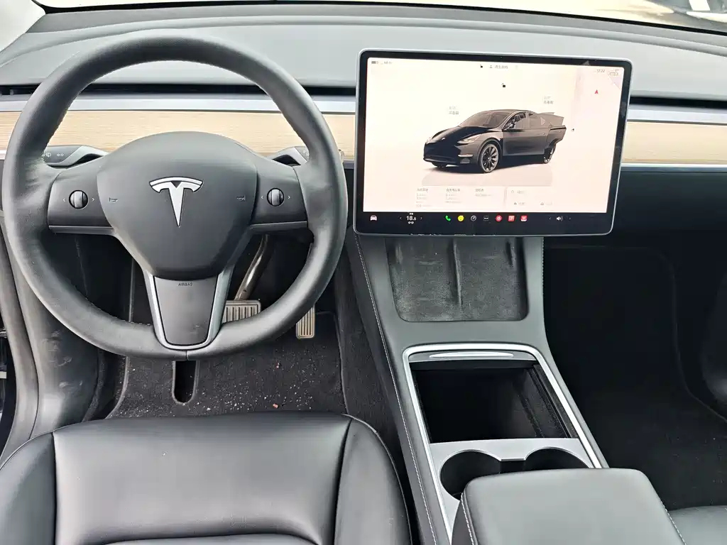 Tesla Model Y 2022 — фото 12