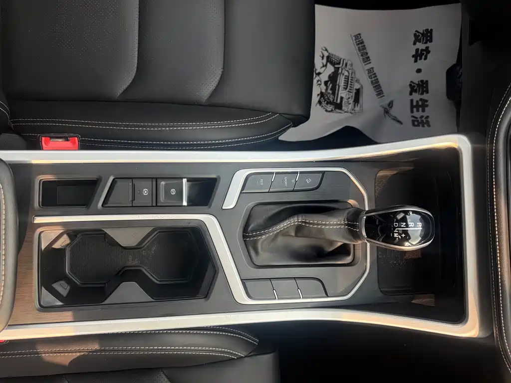 Geely Vision X6 2020 — фото 11