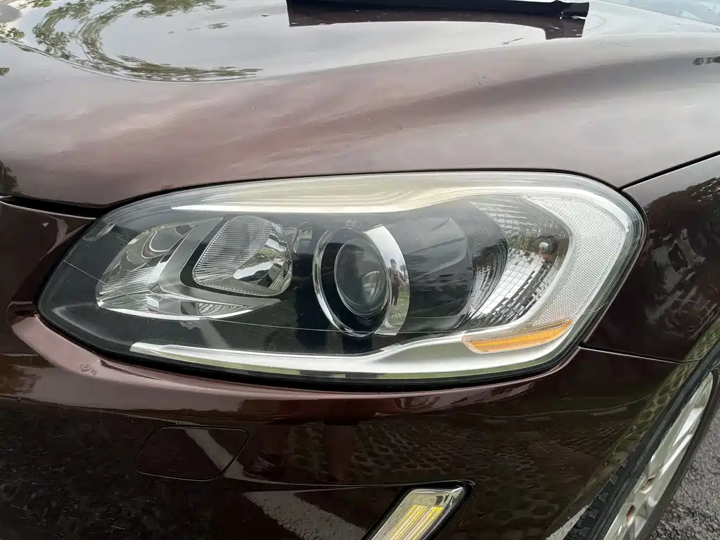 Volvo XC60 2015 — фото 11