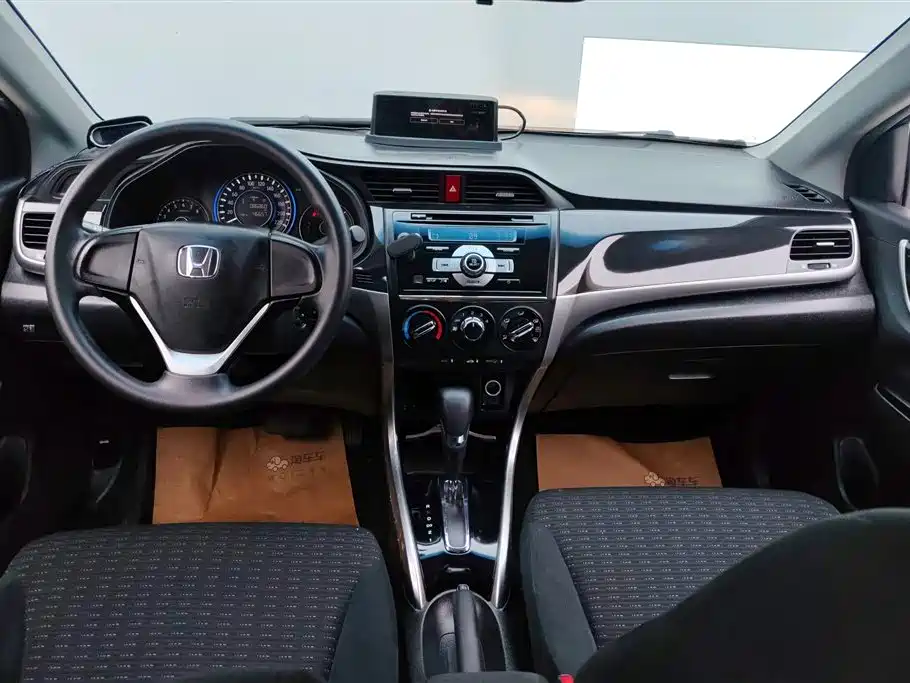 Honda Crider 2016 — фото 12