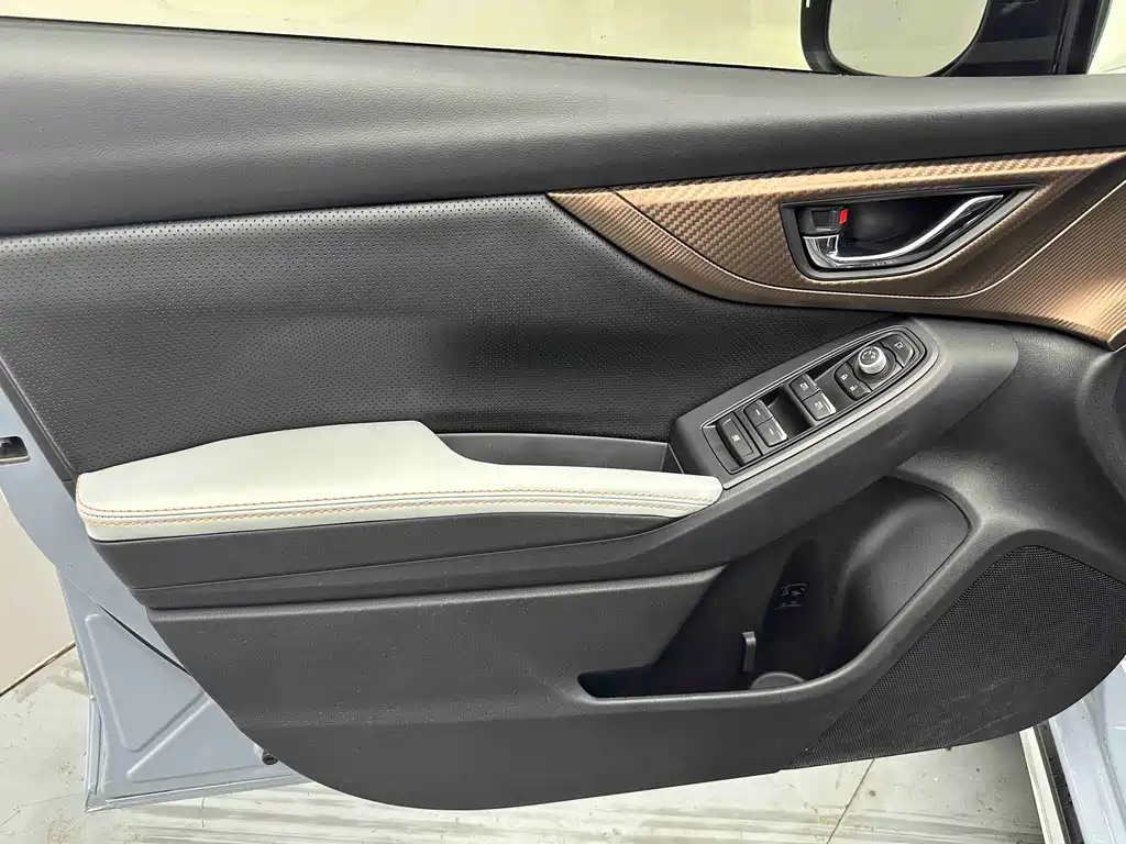Subaru XV 2020 — фото 9