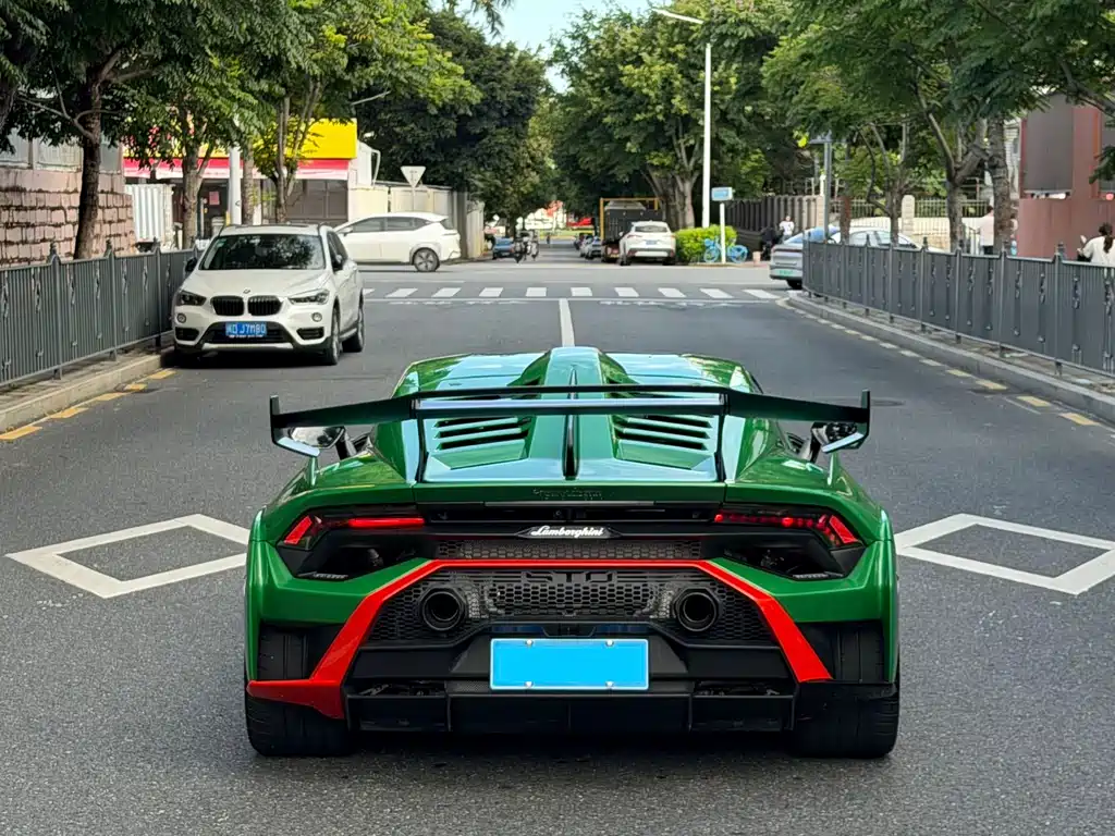 Lamborghini Huracan 2022 — фото 12